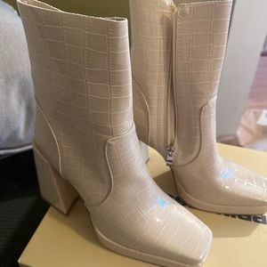 Brand new Princess Polly Jamie Croc Platform Boots Cream